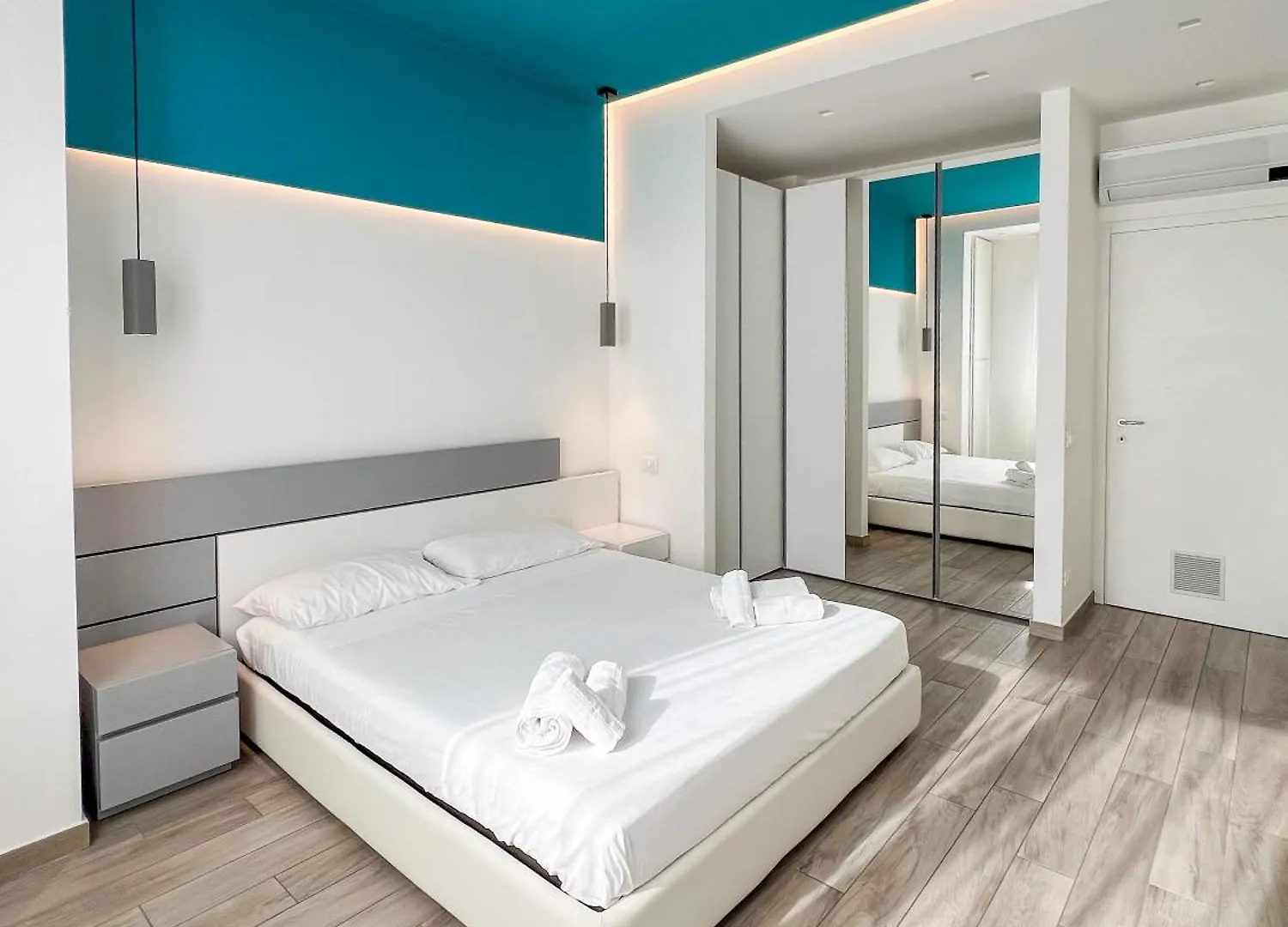 Crispi 89 Luxury Apartment Palermo 0*,
